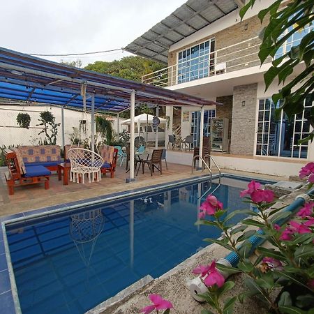 L'Vanna Hotel Педерналес Екстериор снимка