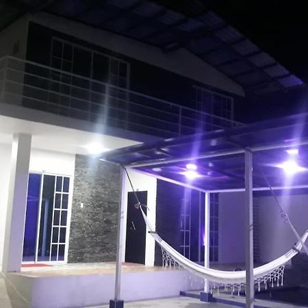 L'Vanna Hotel Педерналес Екстериор снимка