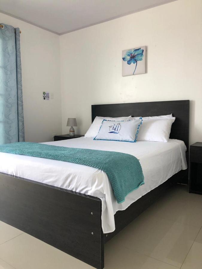 L'Vanna Hotel Педерналес Екстериор снимка